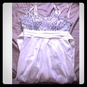 White way-in size 7 dress